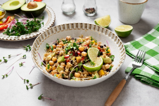 ensalada-aguacates-y-quinoa